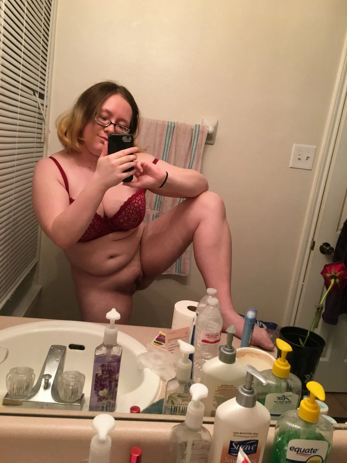 Lacy image 5