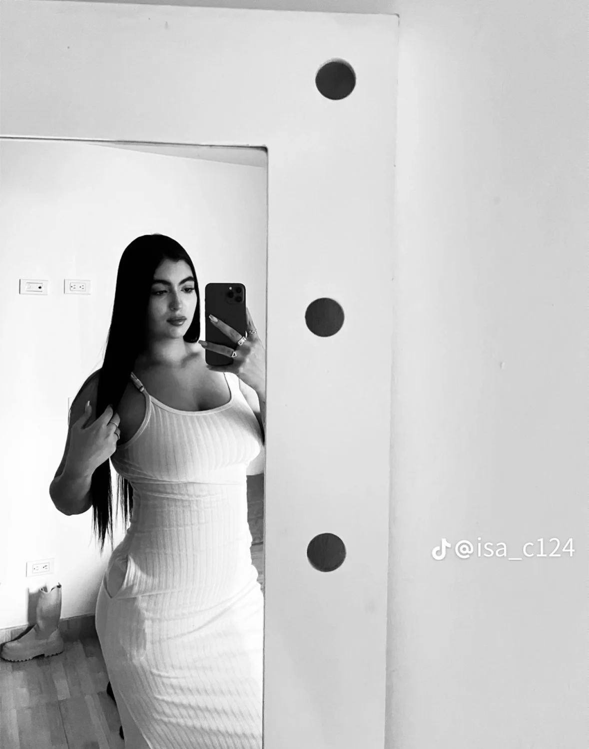 Puta de tiktok image 25