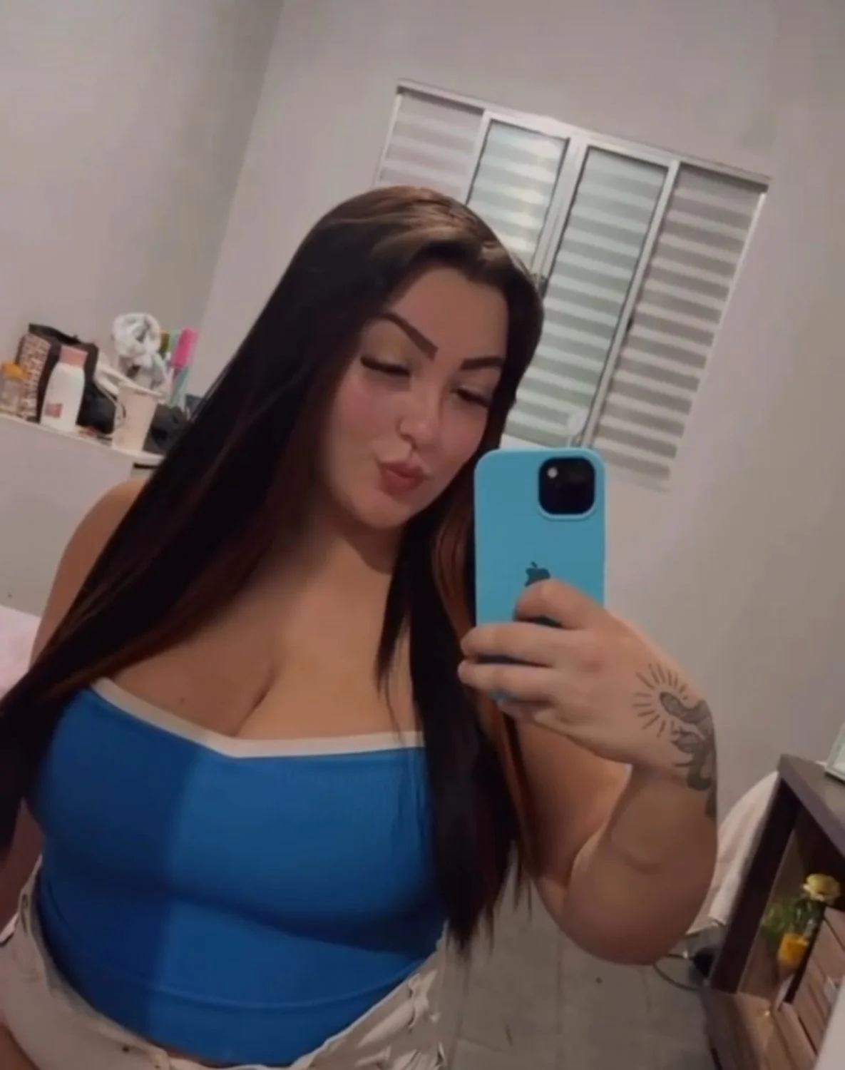 Minha namorada terminou comigo então vou postar tudo dela aqui ELA E PUTA image 3