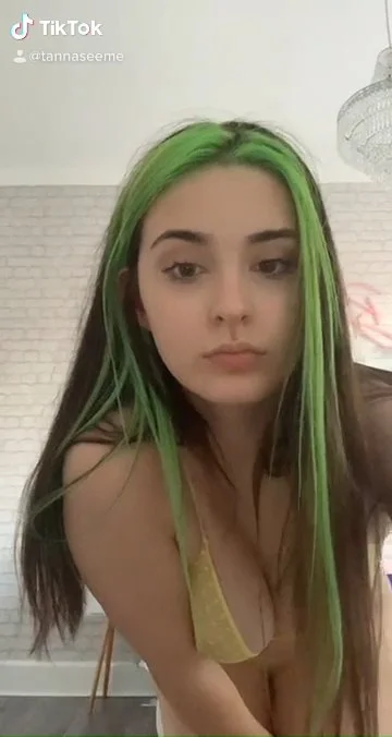 TikTok Cuties 330 image 5