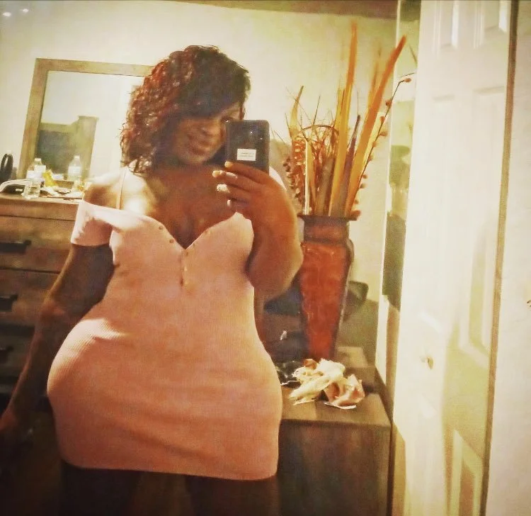 Ugly TS But Thick ASF ! main image