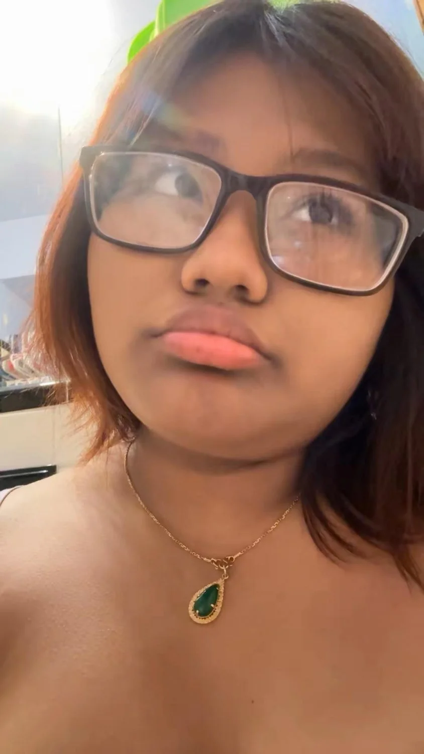 Myanmar chubby girl sexting image 2