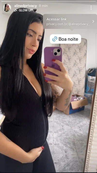 Engravidou fazendo job, a procura de um padrasto cover image