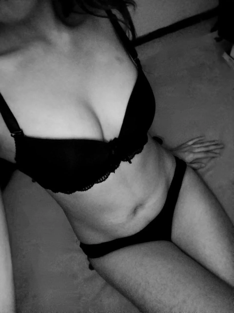 Karla, una perrita de la calle 😏🔥 image 18