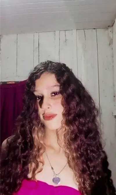 Novinha cacheada rabuda foi vazada pelo ex namorado cover image