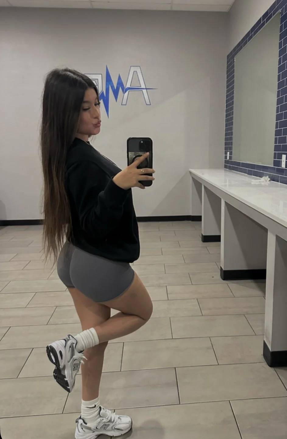 Most beautiful webwhore Tracy image 22