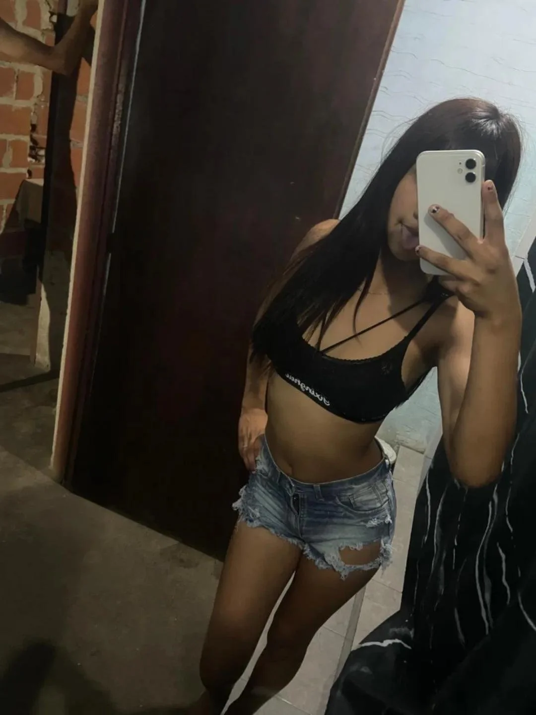 Adolescente hot siendo garchada image 9