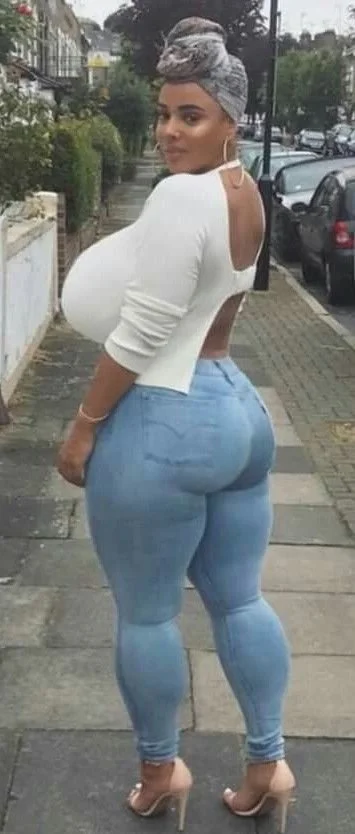 Aunties & Baddies image 46