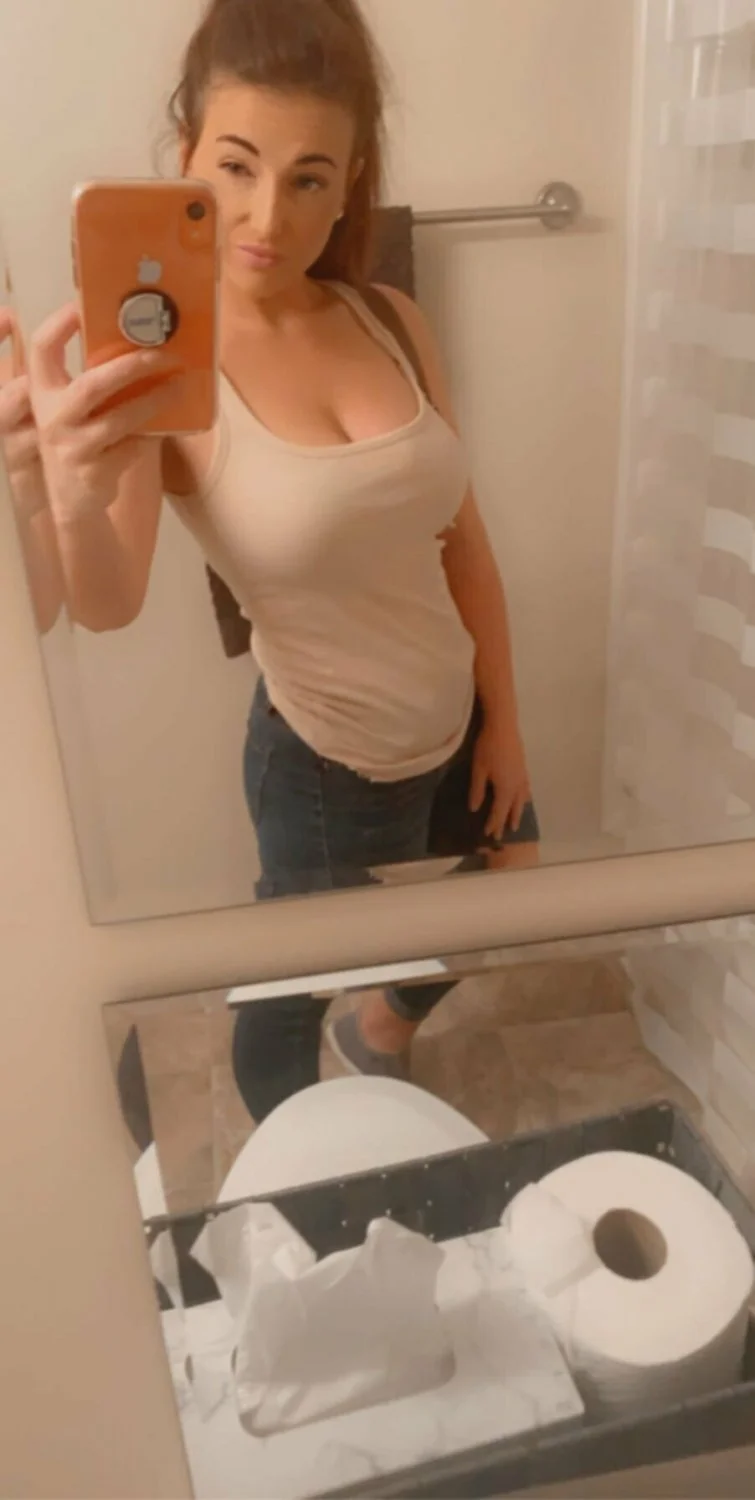 Tanning teen lost image 2