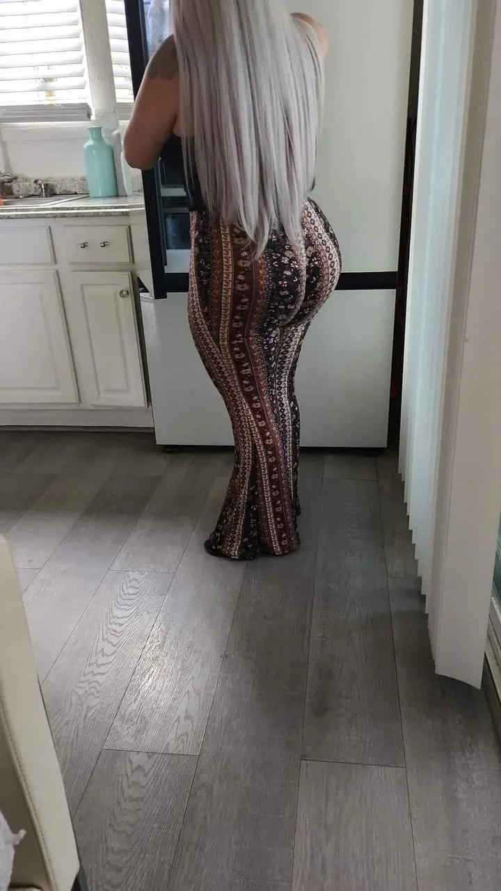 Foot slut friends mom image 16