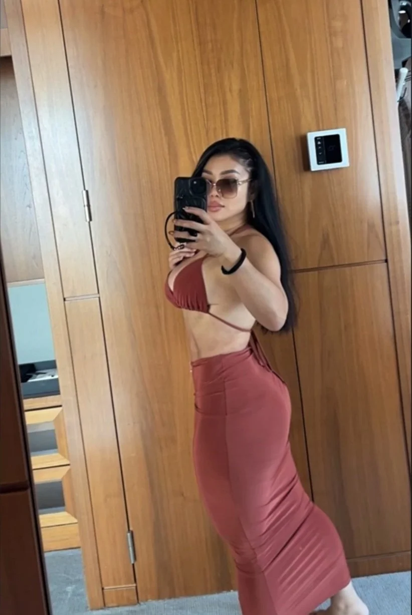 How I'd rip off that orange dress😈 image 2