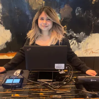 Chicago hotel thot Dm for Nudes cover image
