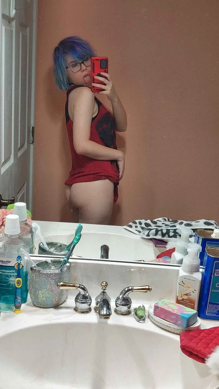 Emo main image