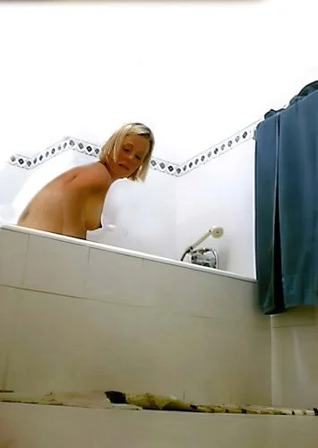 Carrie image 5