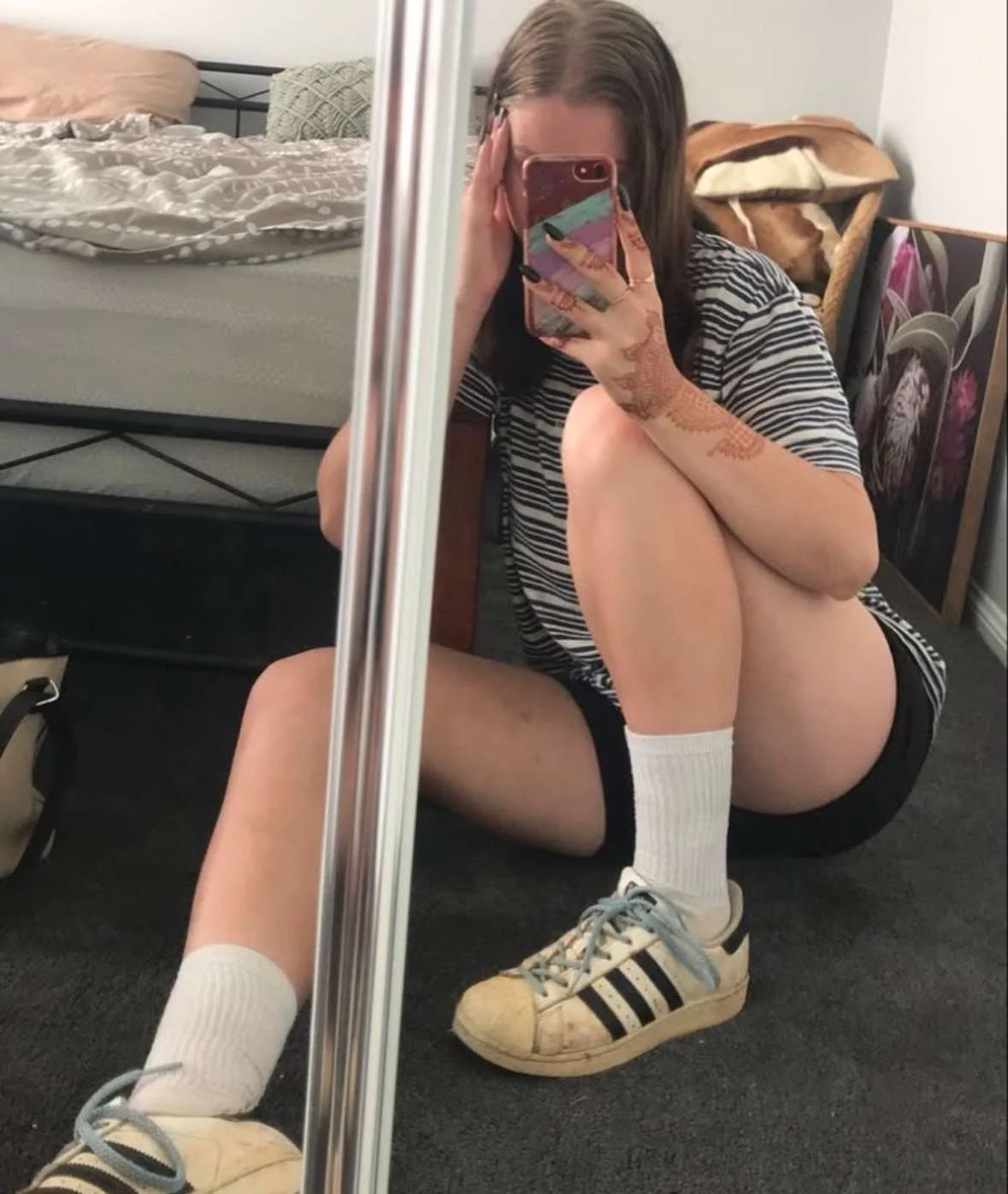 Hailee 19yo tease image 17
