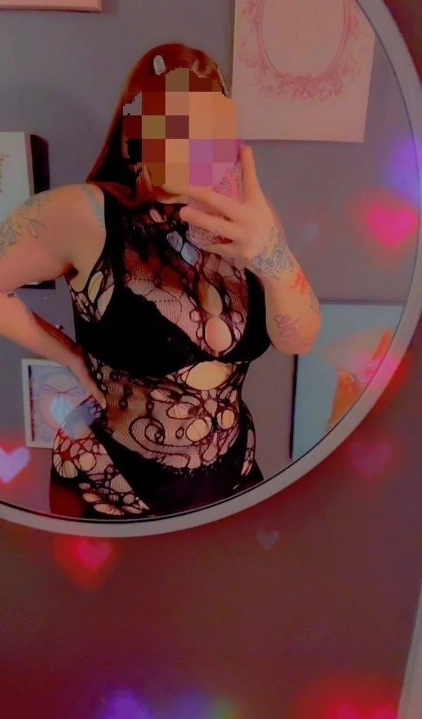 Corpus Latina BBWs image 17