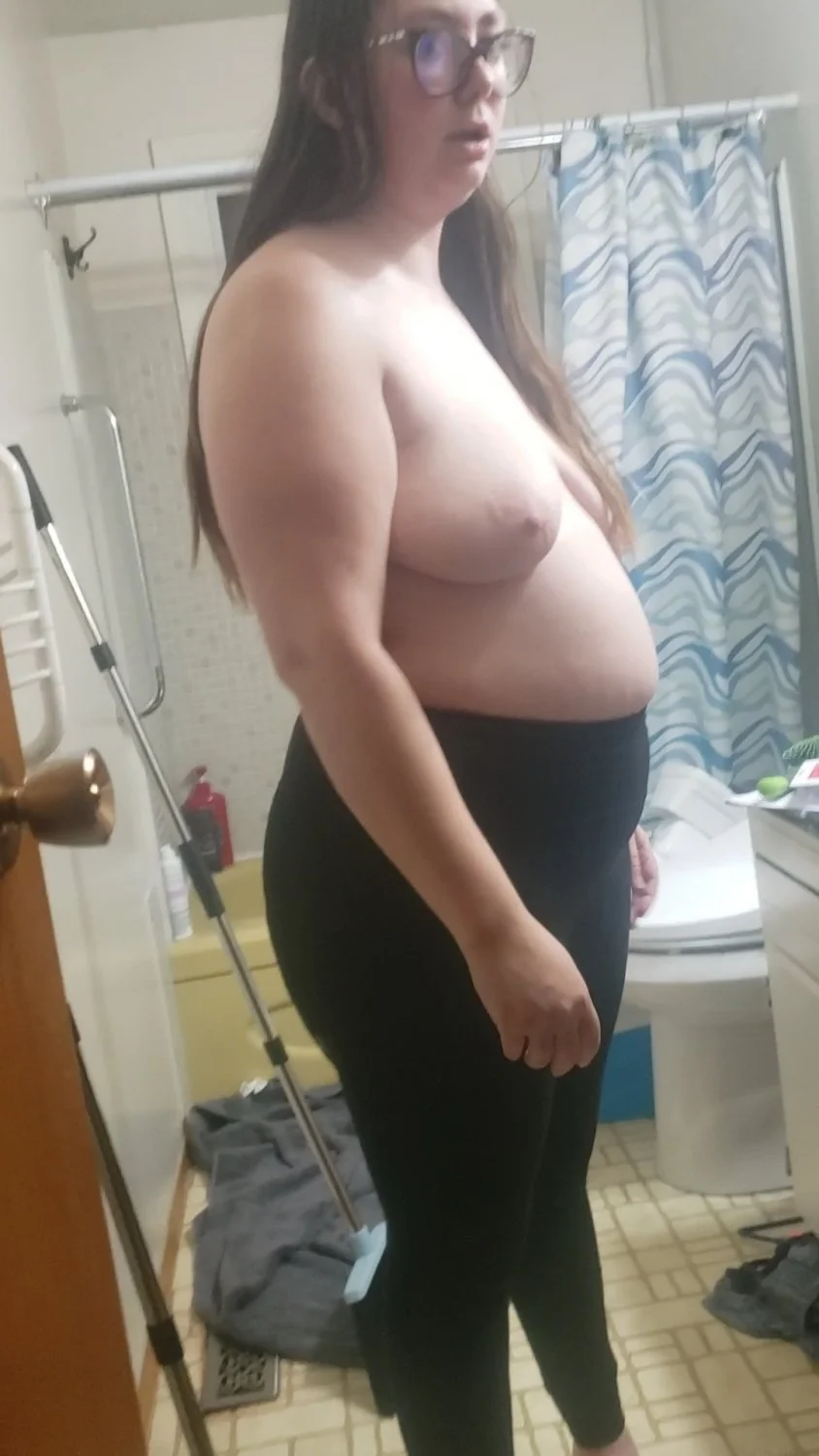 BBW Slut Kaylee takes a shower image 4