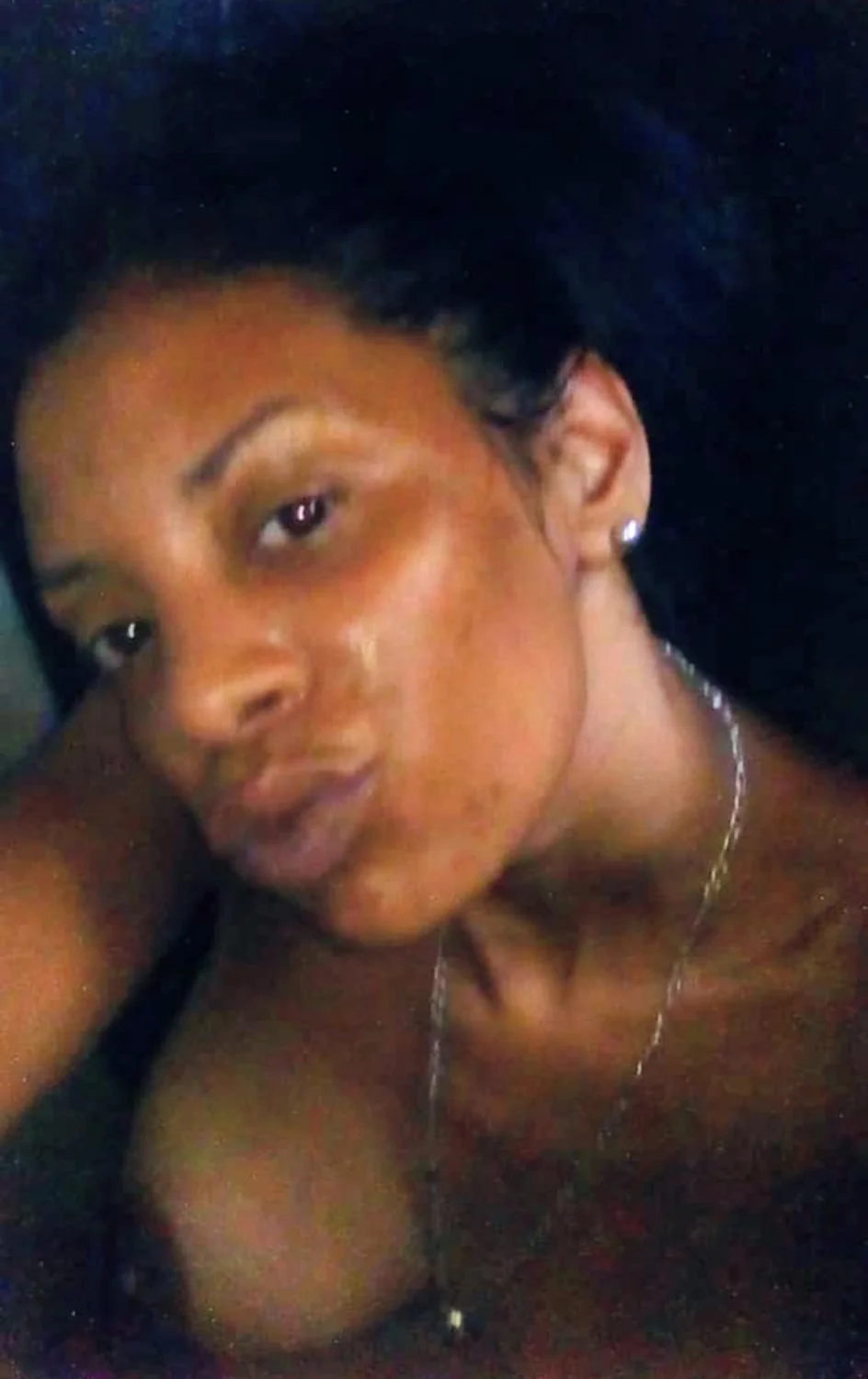 QUIEN ME LLENA DE LECHITA CALIENTE MI VAGINA COMENTEN QUE LES PARECE MI ACTITUD Y CUERPO DE PUTA image 5