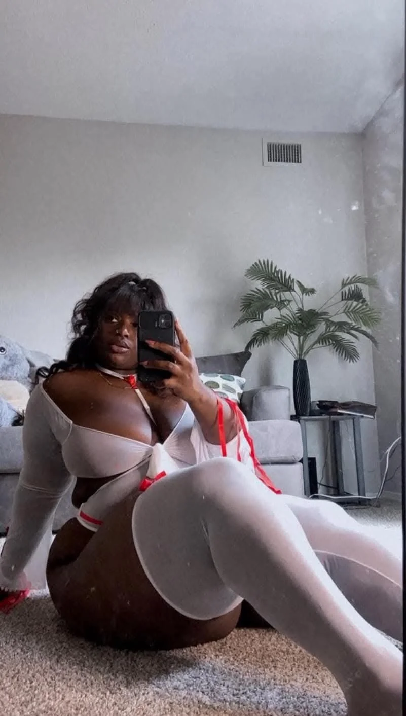 Big thick fine ebony auntie I would not pull out 150 image 11