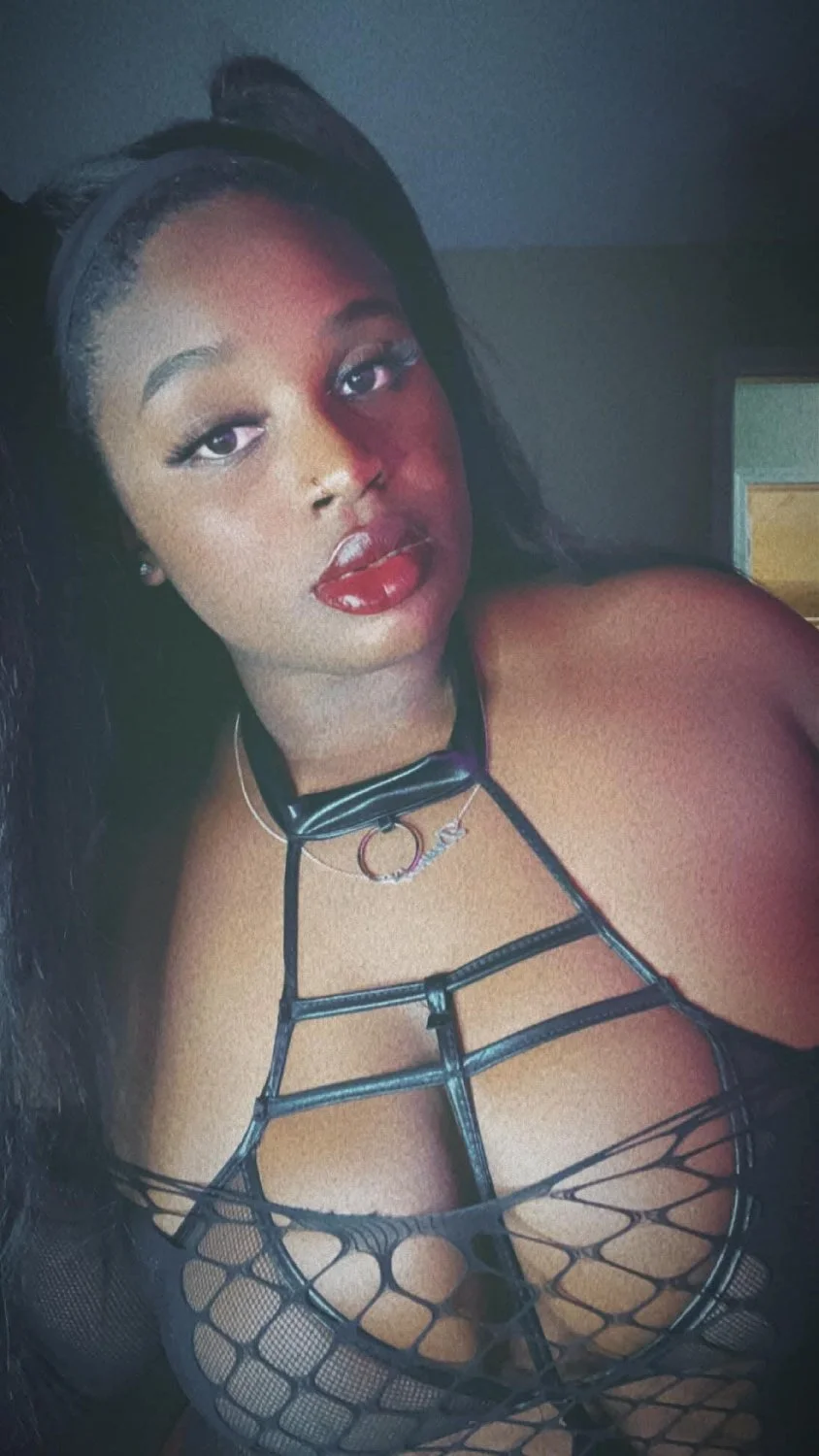 Big thick fine ebony auntie I would not pull out 150 image 13