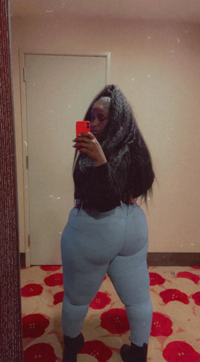 Big thick fine ebony auntie I would not pull out 150 image 14