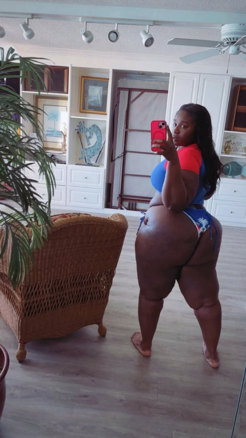 Big thick fine ebony auntie I would not pull out 150 image 28
