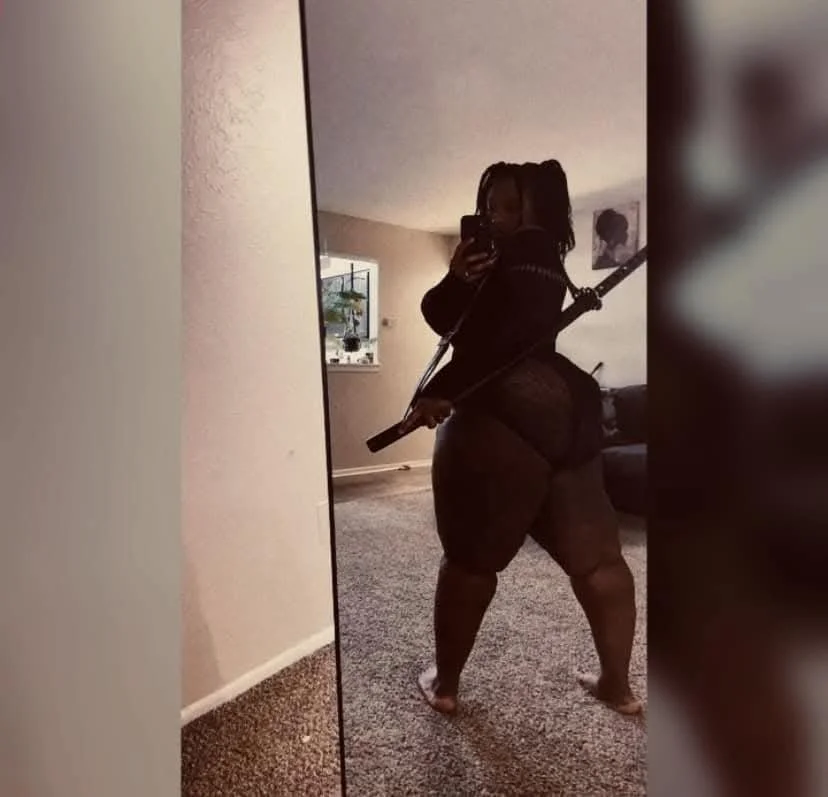Big thick fine ebony auntie I would not pull out 150 image 7