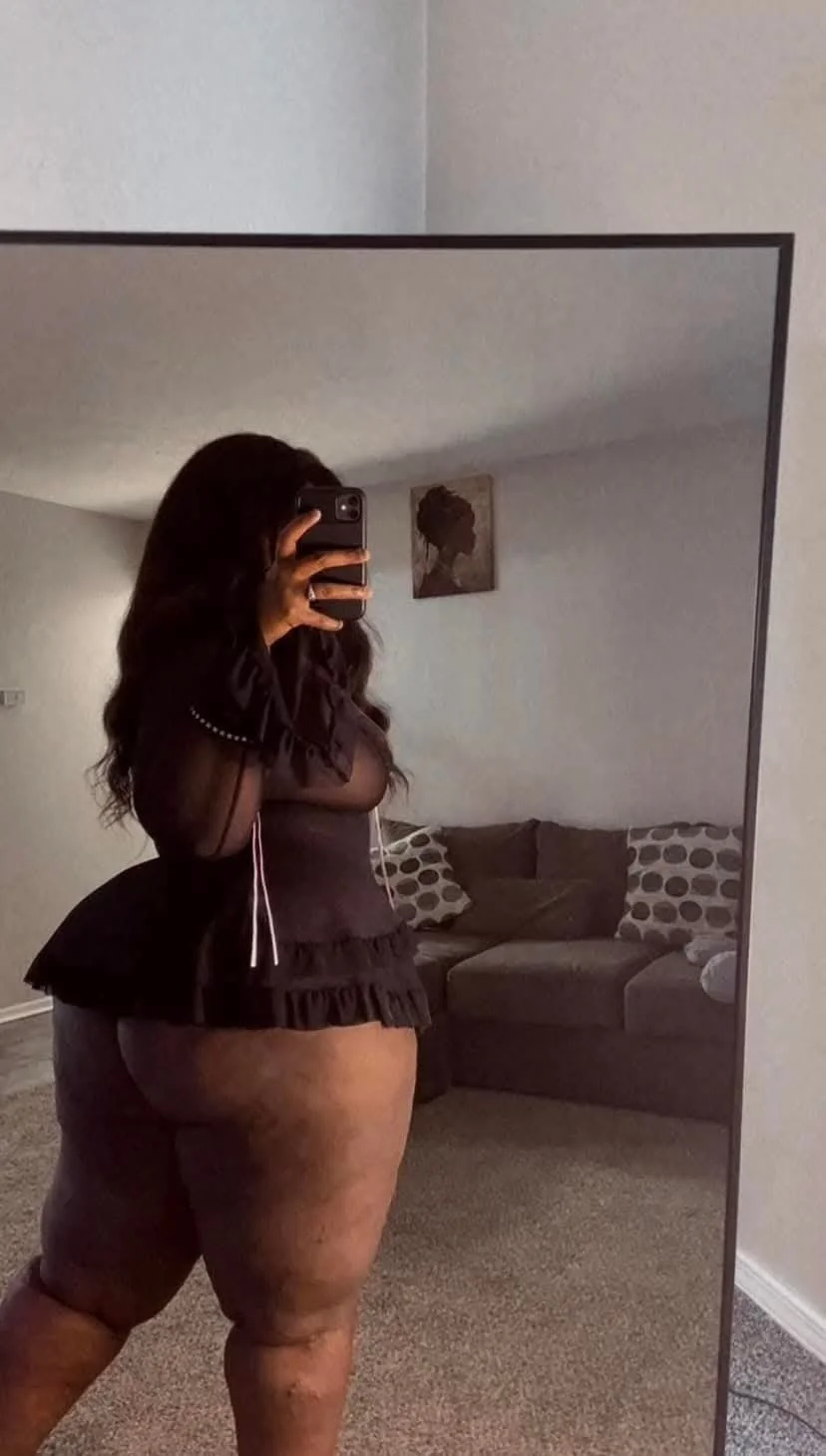 Big thick fine ebony auntie I would not pull out 150 image 9
