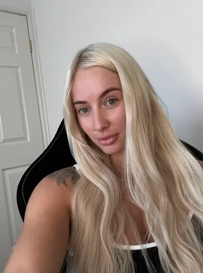 Do you still find me hot with no make up on cover image