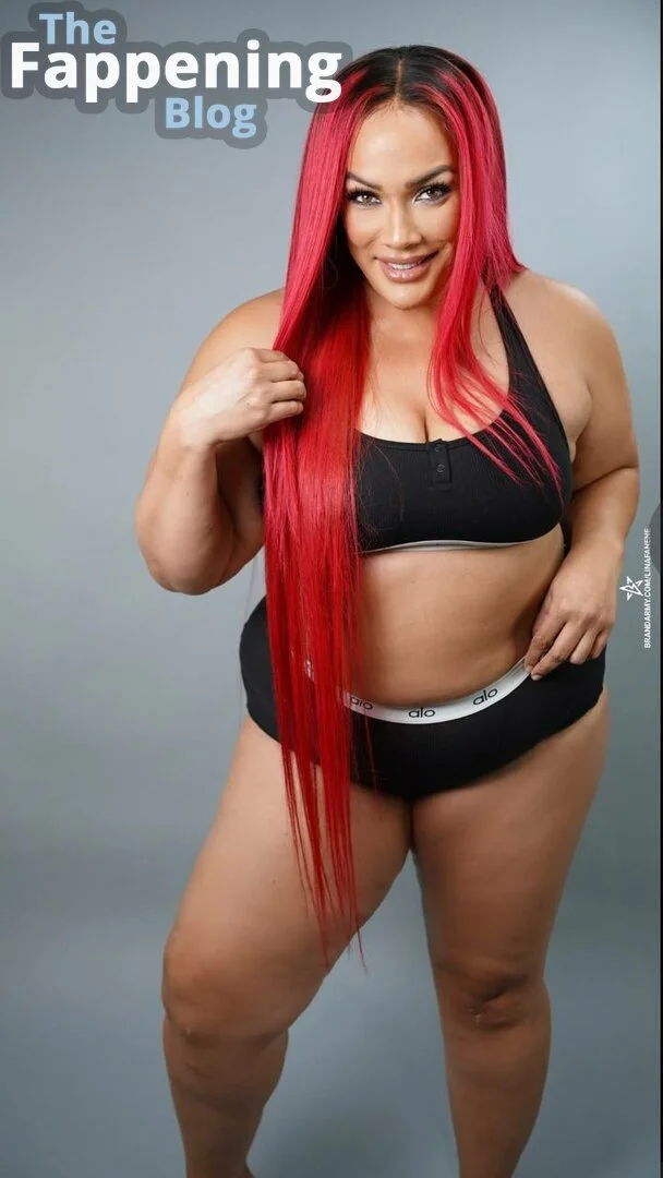 Nia Jax image 4