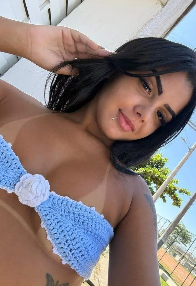 Novinha delicinha famosinha baixa renda 🙈🤤🔥😈😋 image 9