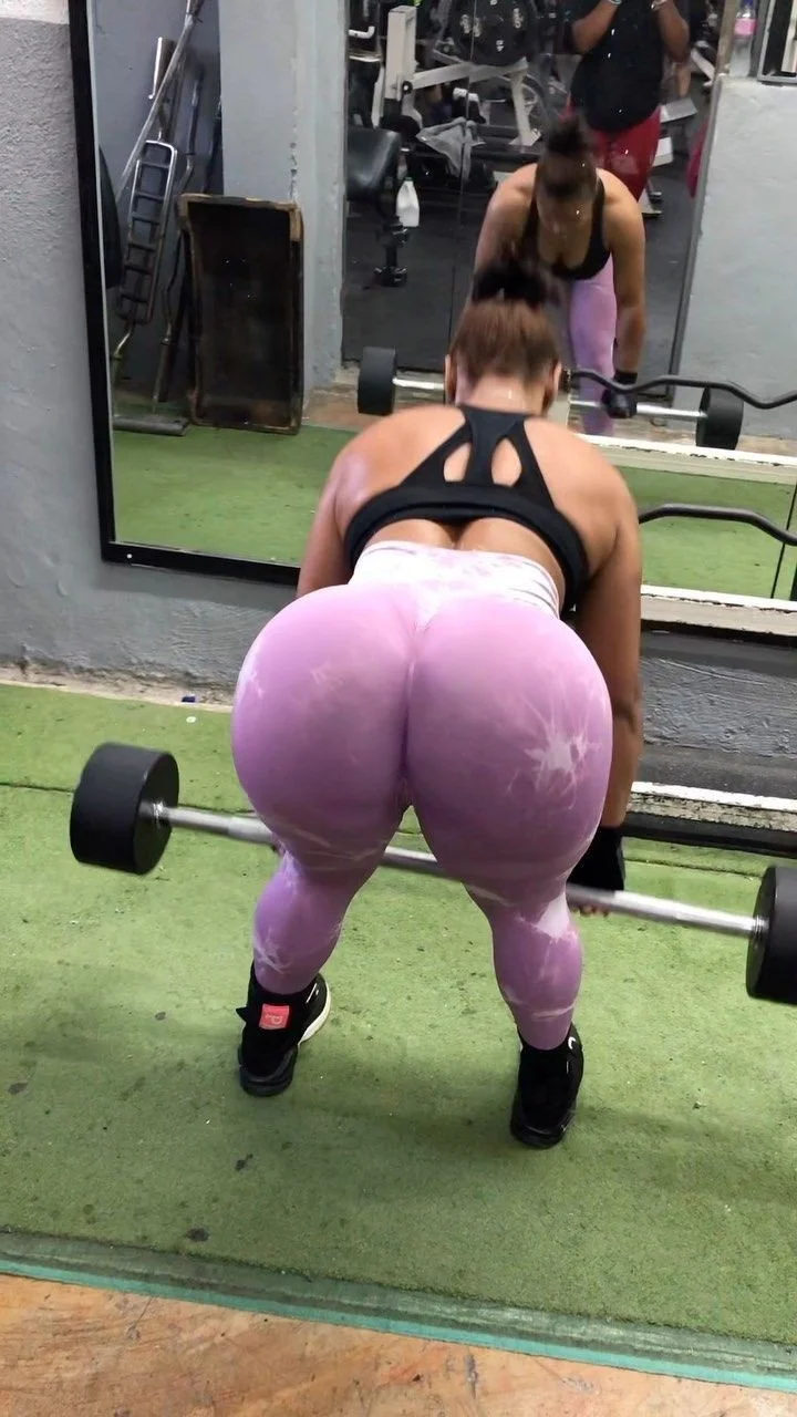 Jamaican 99 (gym thick teen) image 8