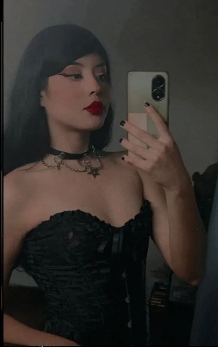 Ivonne image 16