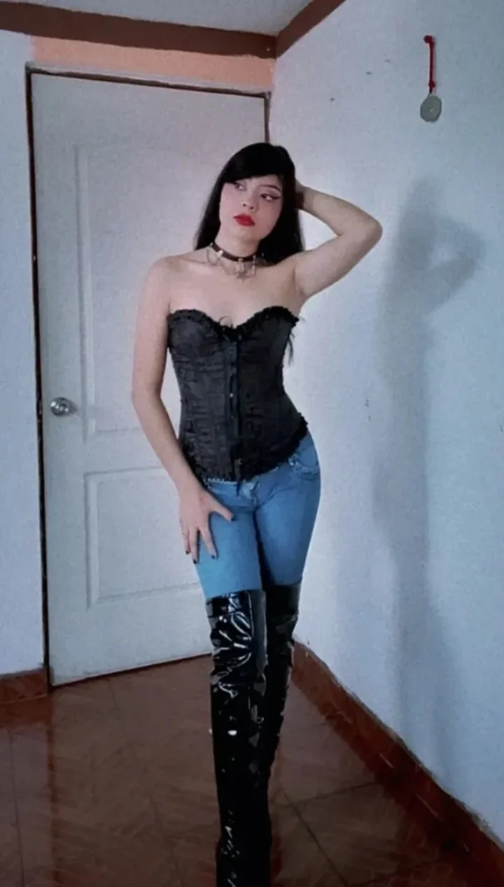 Ivonne image 7