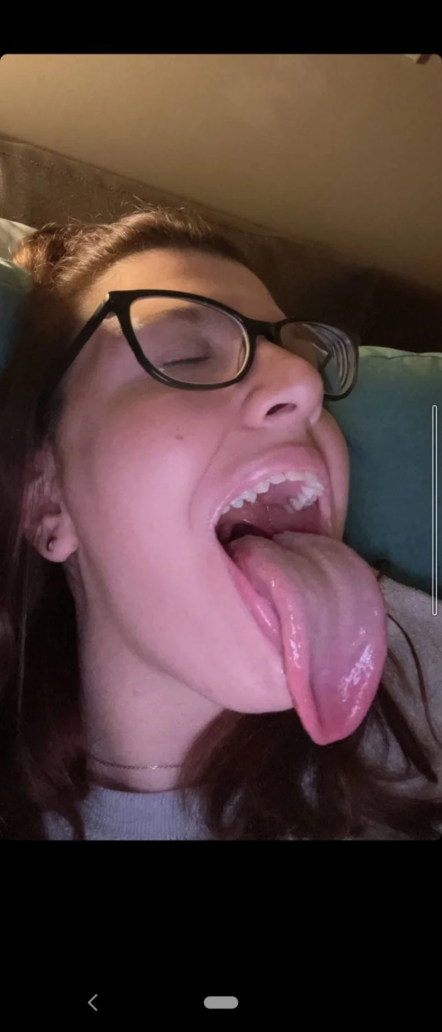 aboutsedna-ladysilent tongue image 3