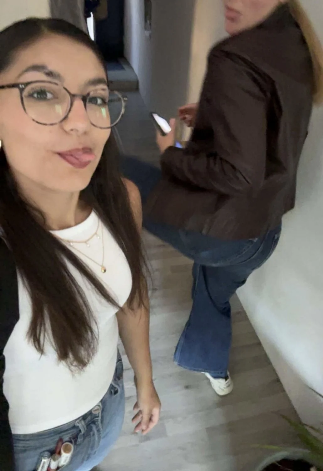 German Cumface Soraya image 2