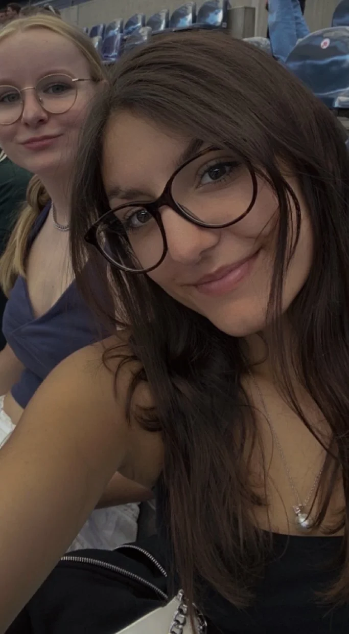 German Cumface Soraya image 7