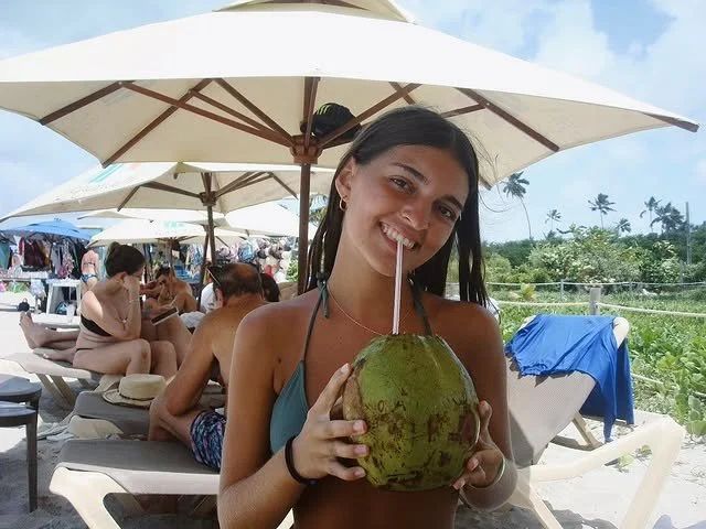 Victoria de Argentina tremenda putita hot para tributar image 18