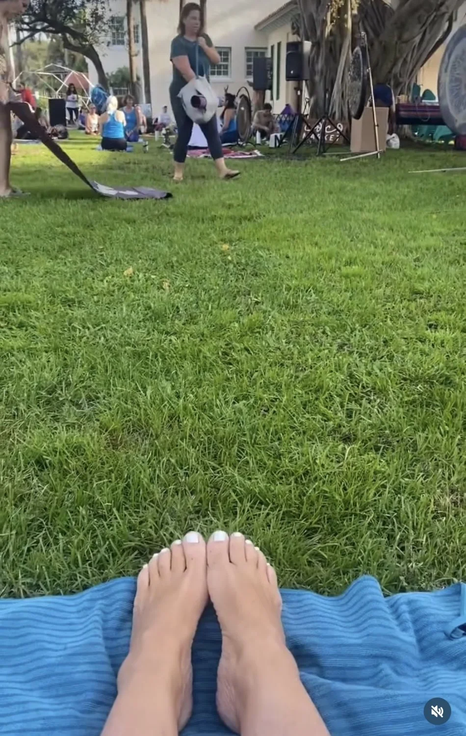 MY MOMS SEXY FEET image 1