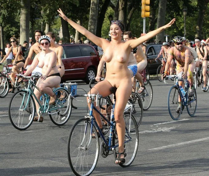 Get on your bike 2 image 6
