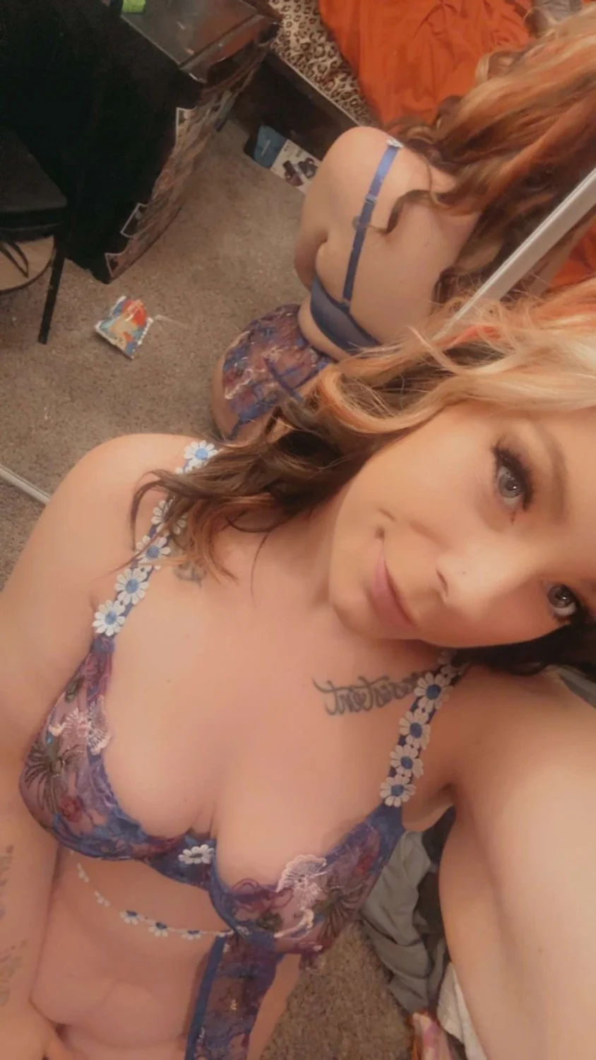 Nebraska milf Taylor image 5