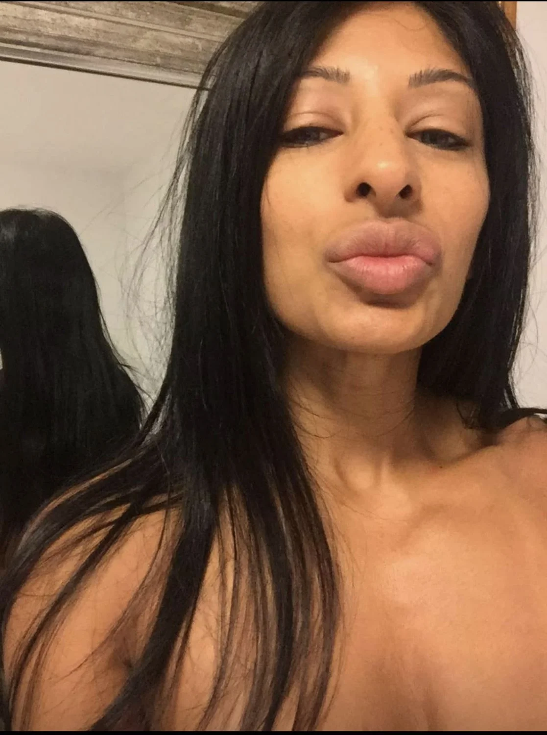 Sexy KIK hot wife showing off her fit body image 27
