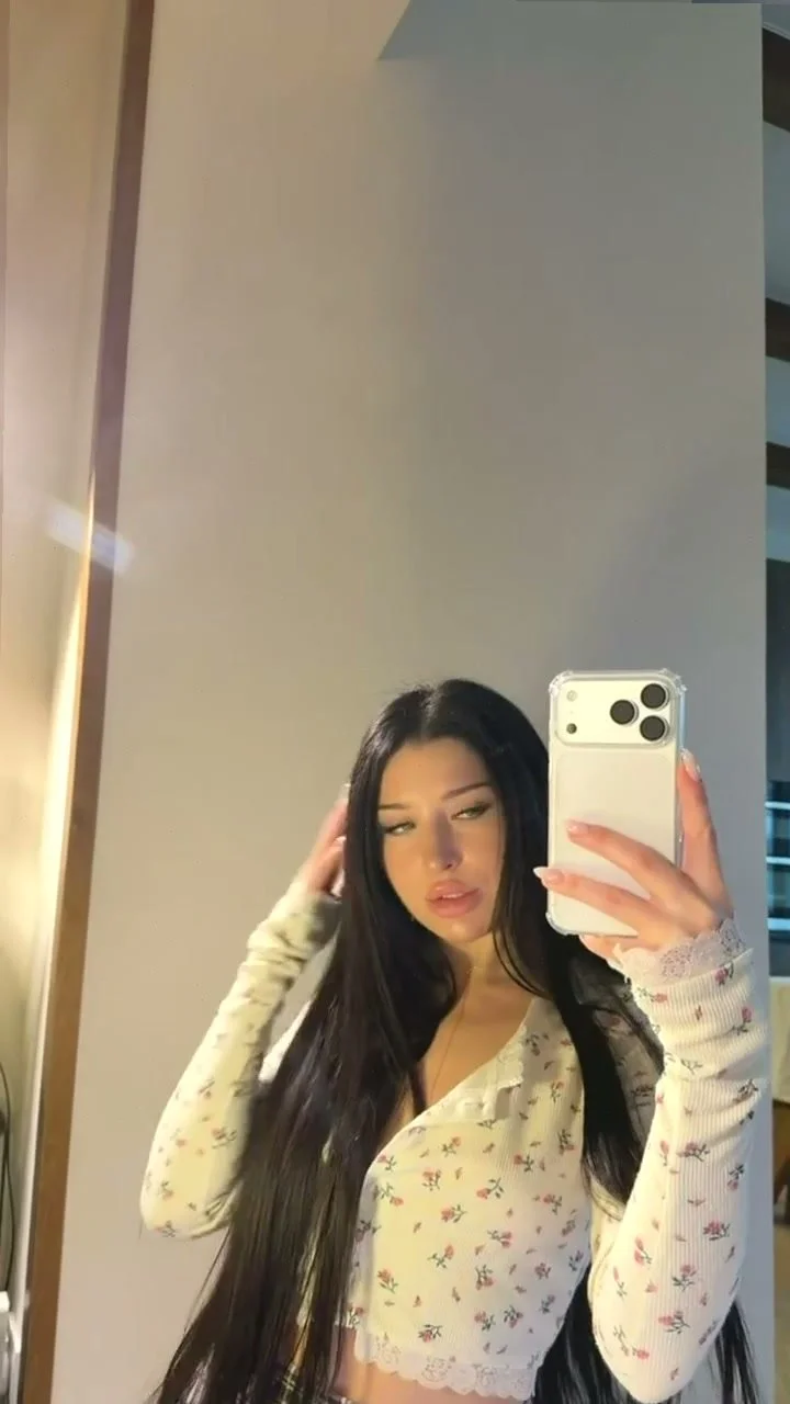 🔞 petite body naked dripping cumming hard wet orgasm 💦🫦 Check OF image 2