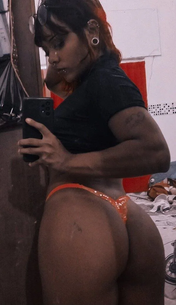 Gótica + Tatuda = Perfeição image 10