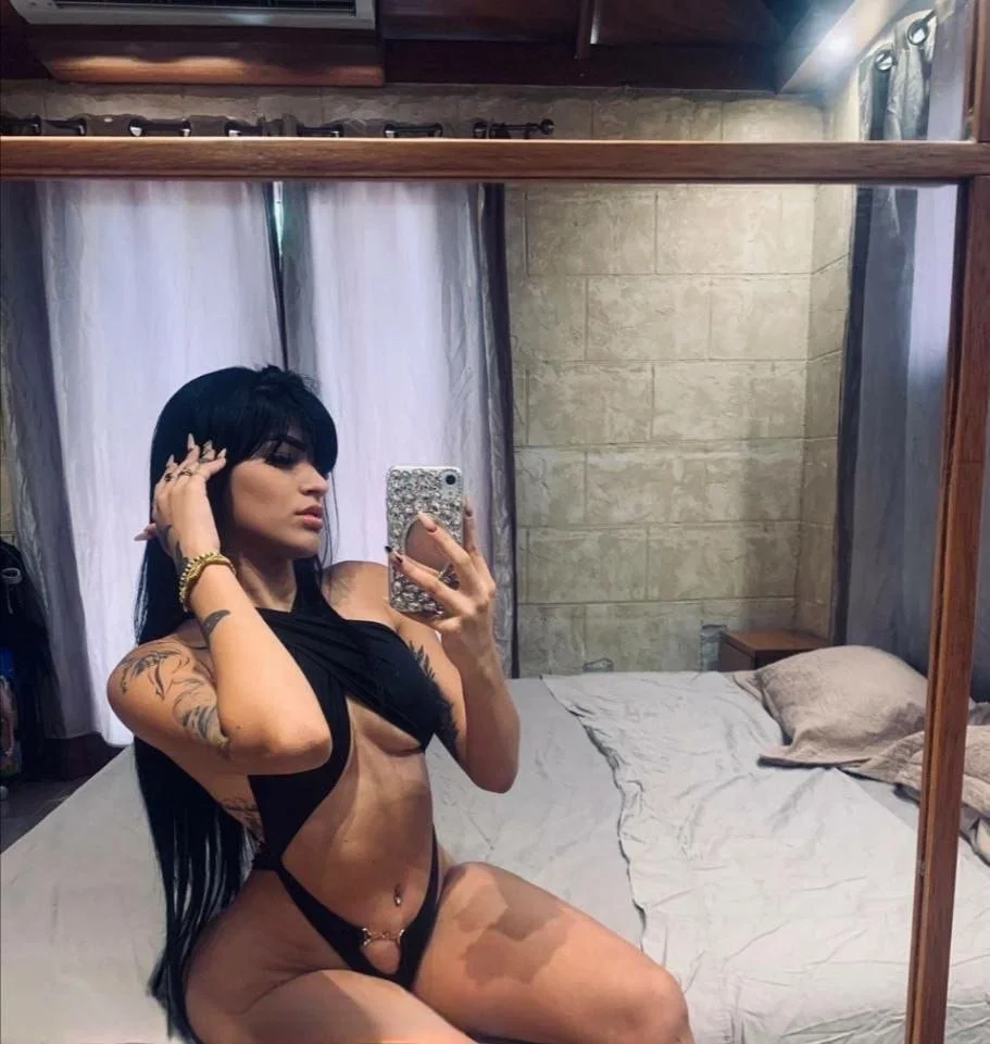 Cubana tatuada le manda videos al novio🔥🇨🇺 image 23