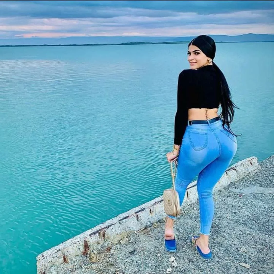 Cubana tatuada le manda videos al novio🔥🇨🇺 image 34