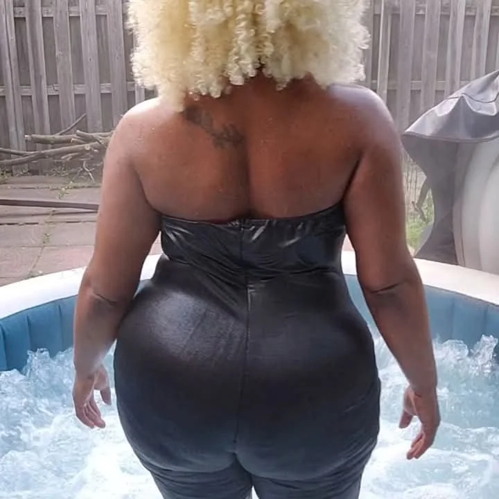 Strong Features But Granny Fine Af & I Would Not Pull Out 96 image 8