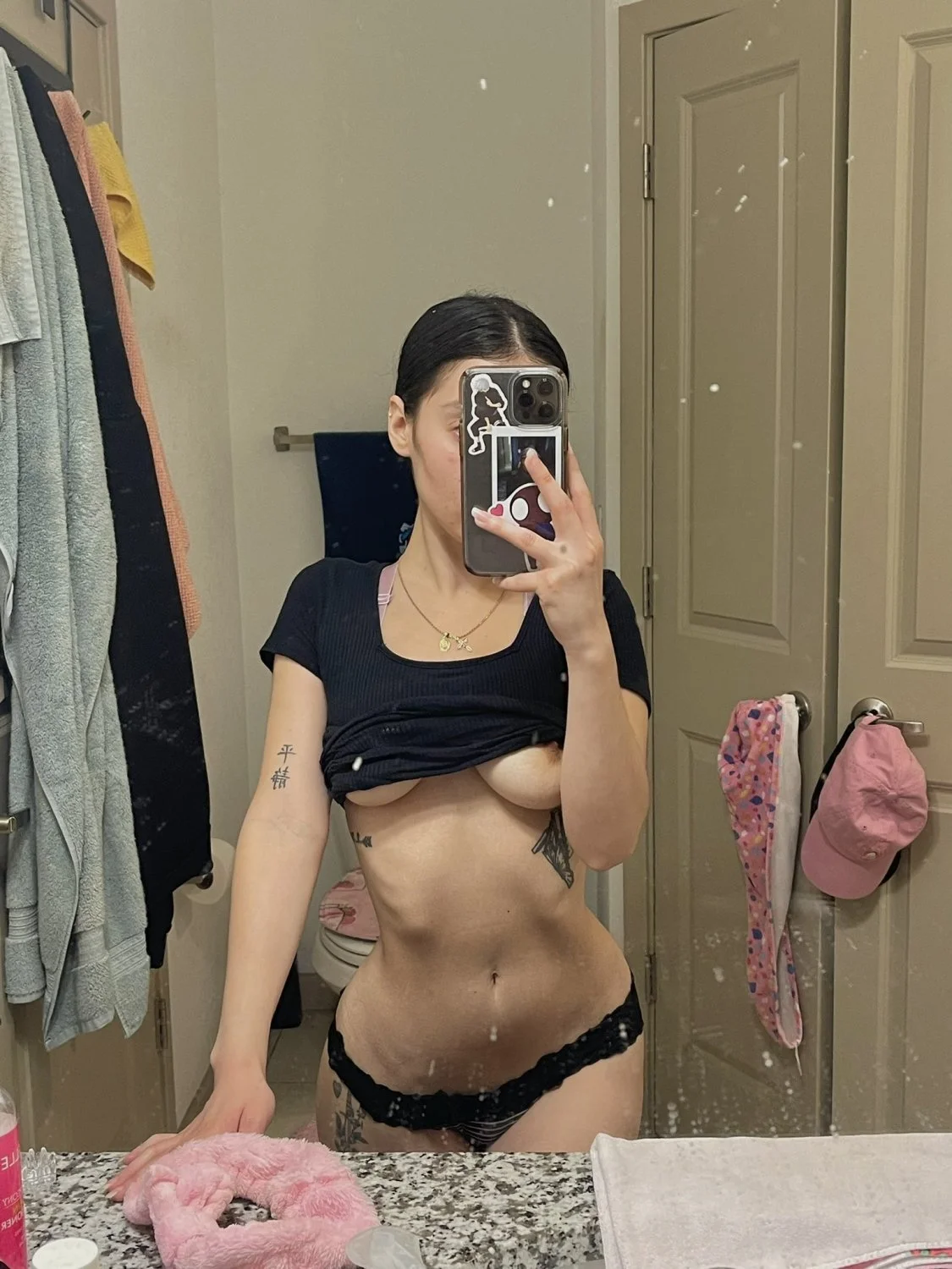 Amateur Latina leaked image 40