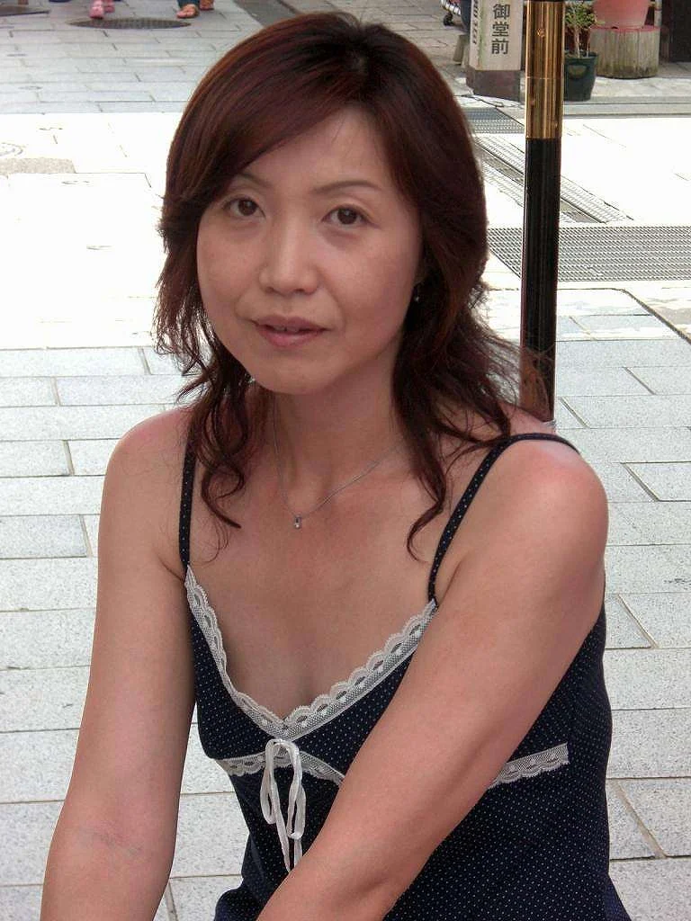 Japanese wife Misaki pt-1 image 9