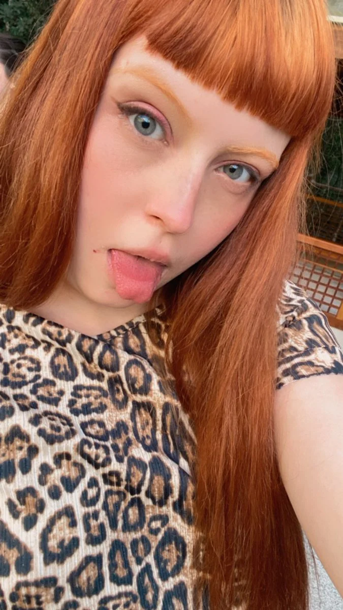 amandinha branquinha mineira dos olhos azuis muito gata toda rosinha image 23